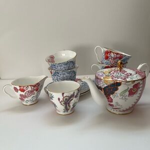 Floral Teapot and Teacup Set